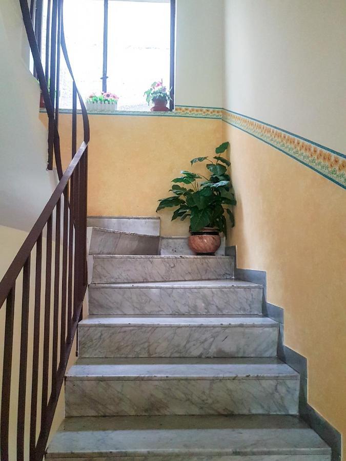Anchor And Rose Apartment Salerno Exterior photo